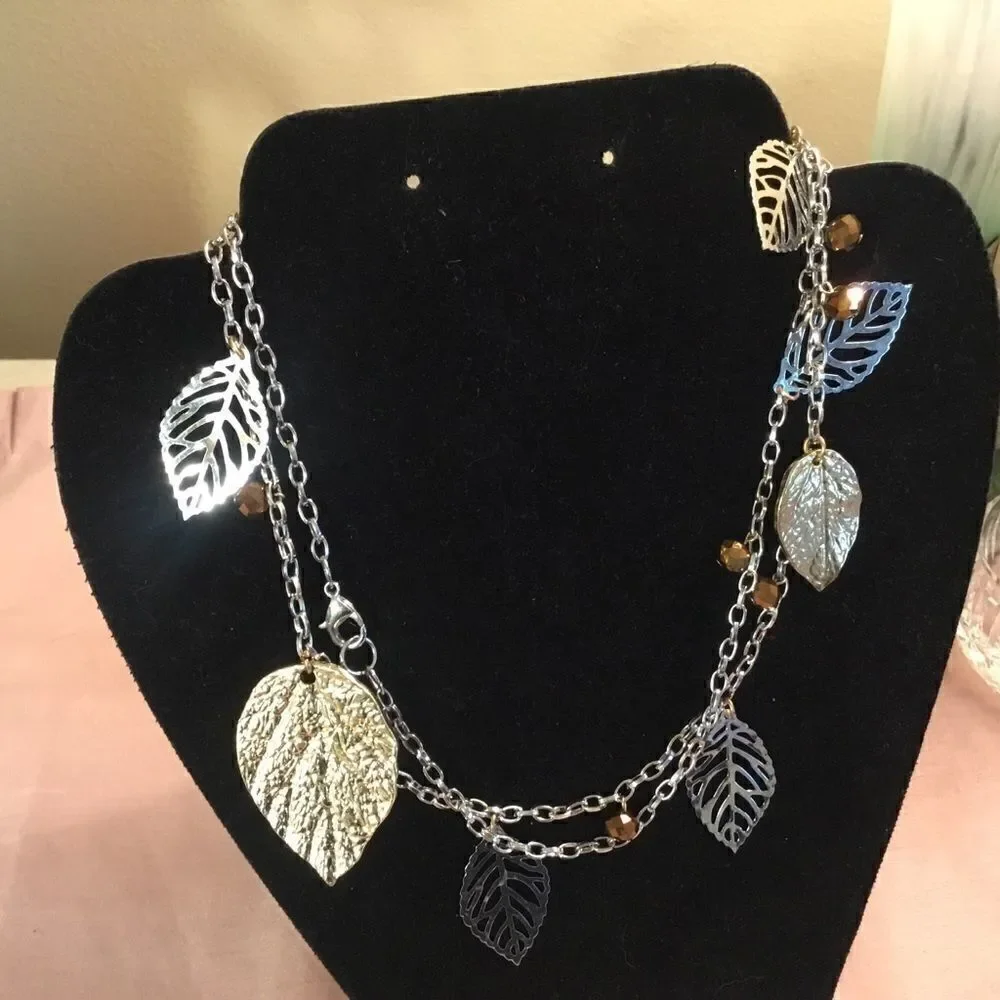Silvertone & Goldtone Leaf Neckklace